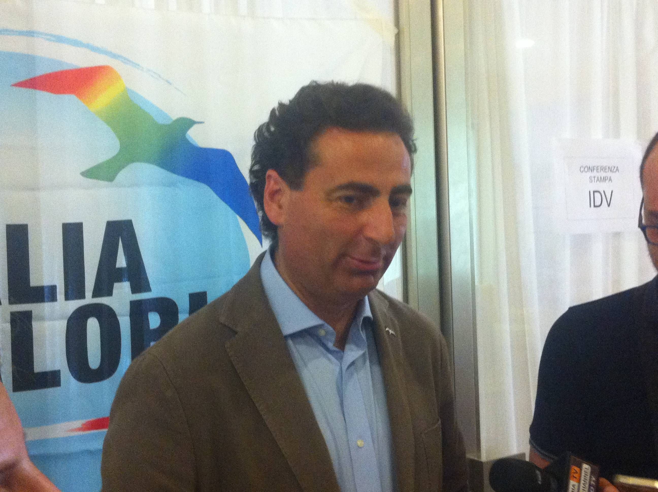 «I nostri consiglieri? Sono come Razzi e Scilipoti»