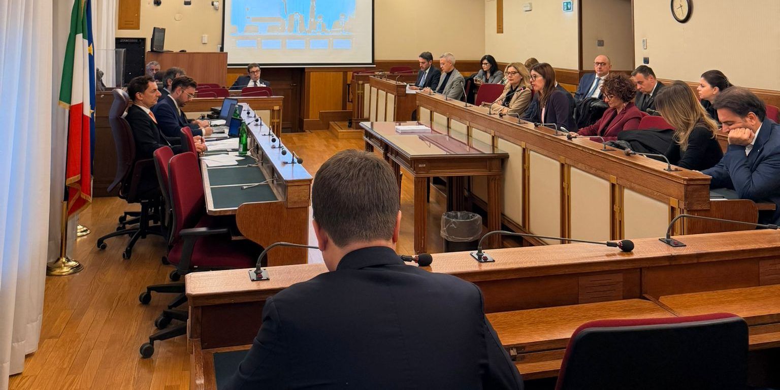 La Commissione Ecomafie: «Per smaltire i “veleni” di Crotone serviranno soluzioni interne»