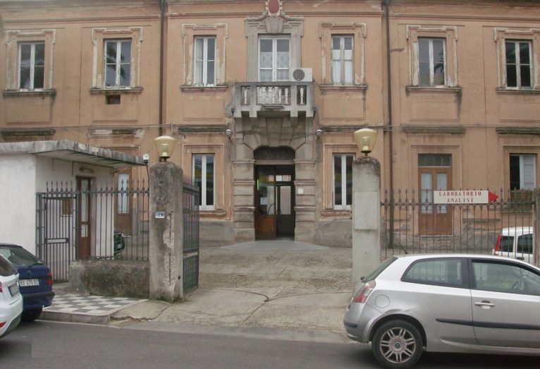 Emergenza Covid, un focolaio nel reparto Dialisi a Taurianova