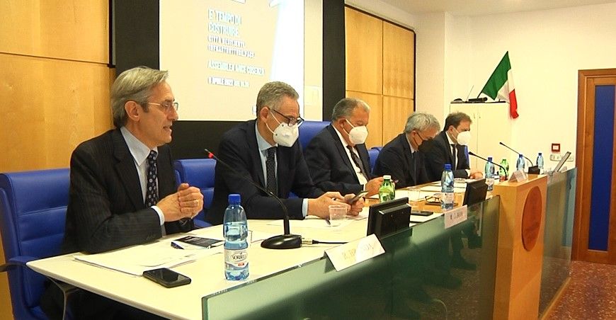 L’allarme di Ance: «Costi alle stelle e materiali irreperibili». Caos per le opere edili