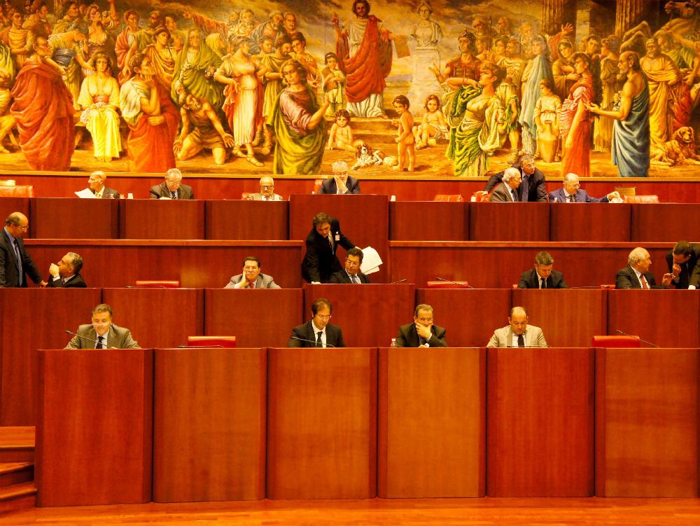 Nuovo "assestamento" per pagare gli stipendi