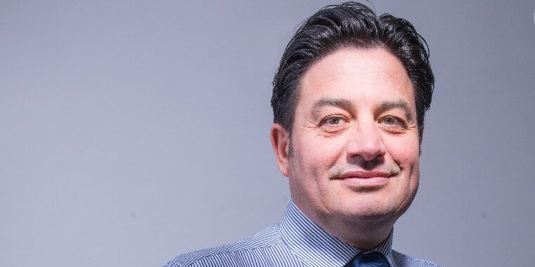 Statale 106, Rapani contro Stasi: «Ennesimo scivolone del sindaco solo e solitario»