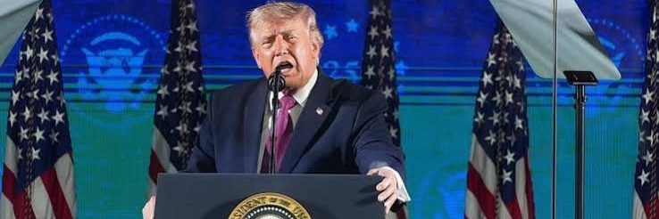 Trump: «L’America non sarà mai comunista»