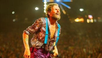 Jovanotti accende Catanzaro, in 25mila per il Jova summer party
