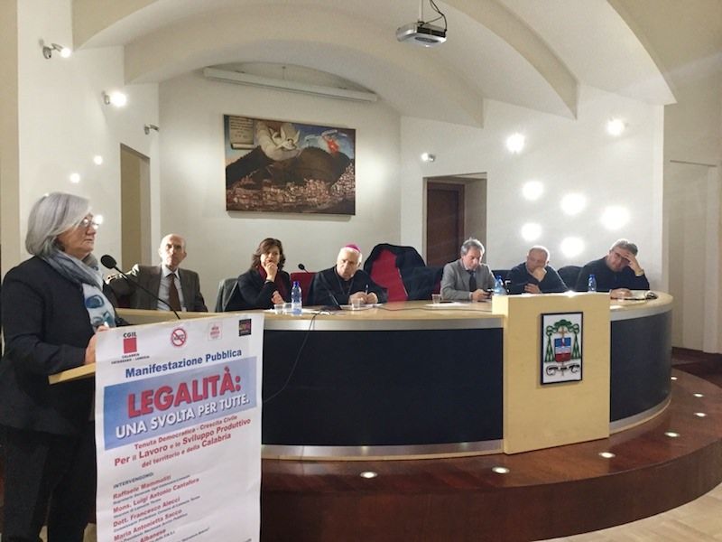 Scioglimenti, Bindi: «Il problema non è la legge ma la 'ndrangheta»