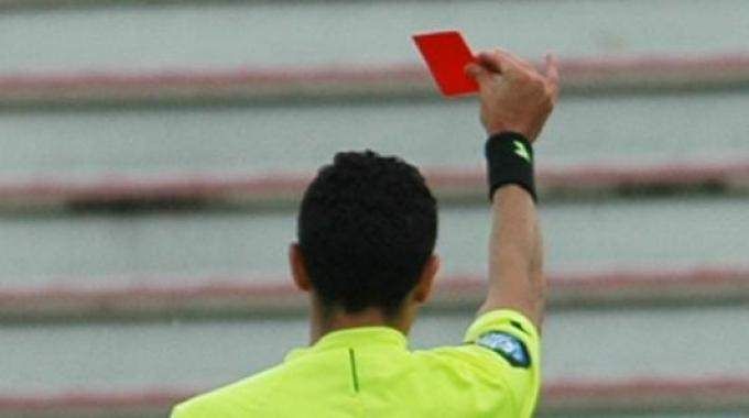 Arbitro aggredito, Daspo di 2 anni per un calciatore del Lauropoli