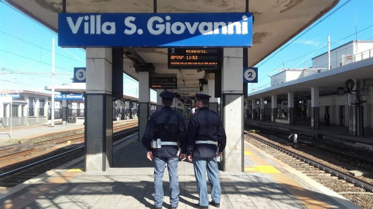 Detenzione di stupefacenti e porto abusivo di arma da fuoco, arrestato 20enne