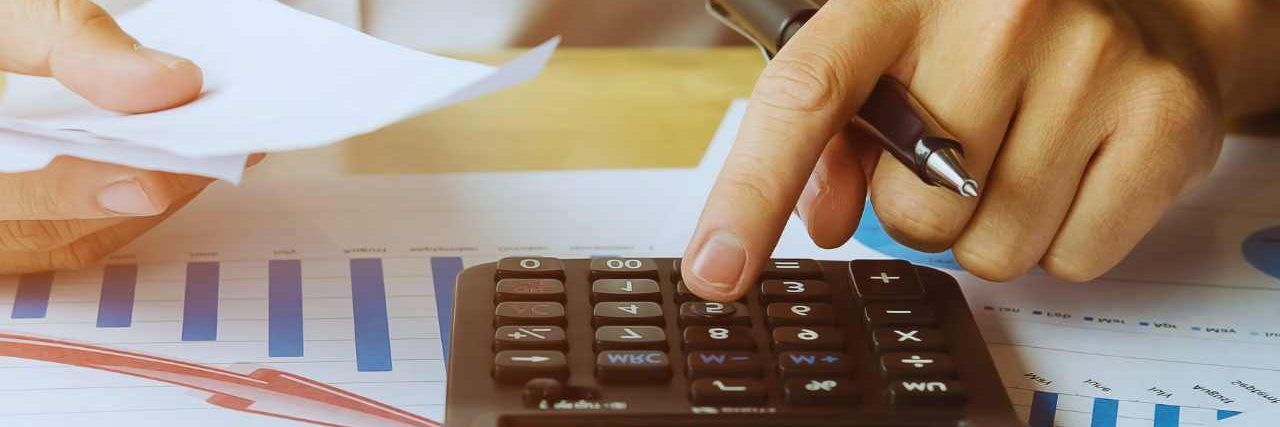 «La “bufala” degli aiuti in bolletta. È propaganda ingannevole»