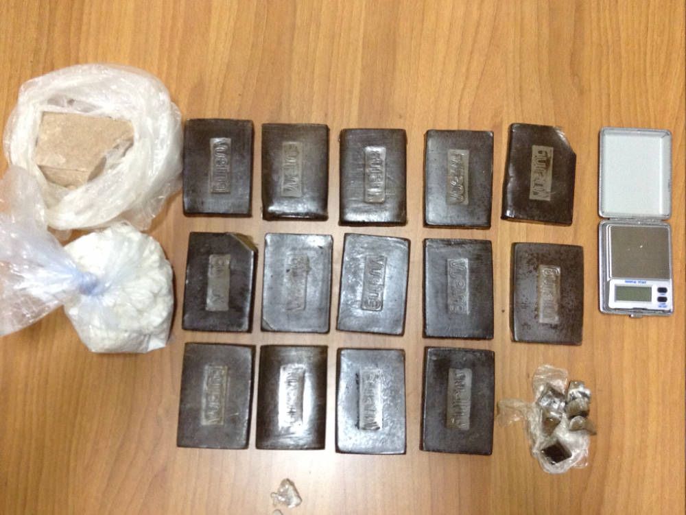 Gestivano una piazza di spaccio