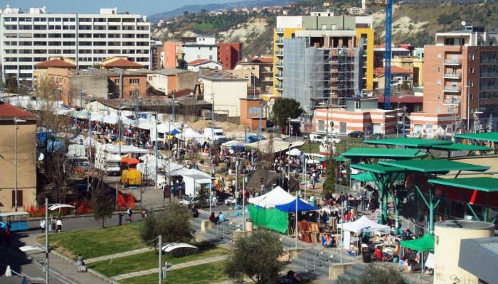 Cosenza, resta sola col figlio neonato, gli agenti le pagano l'albergo