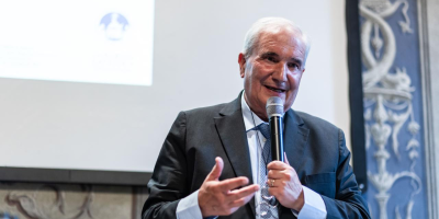 Fioroni, la sfida alla politica che ha dimenticato le persone