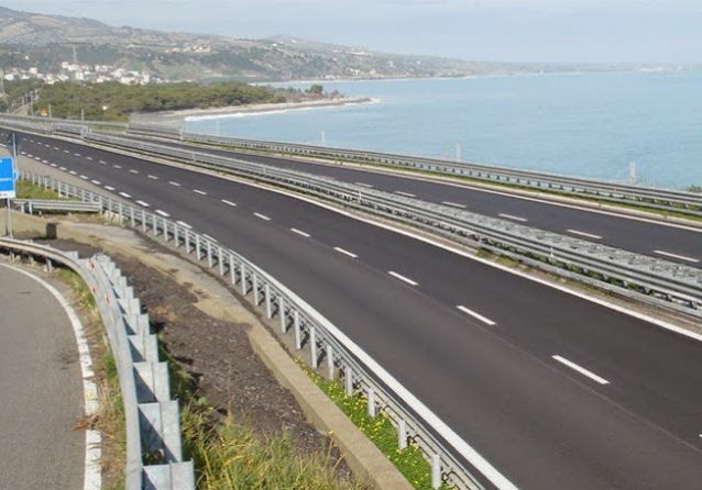 Sibaritide, lo “Sblocca cantieri” e i dubbi sulla 106 infiammano la politica