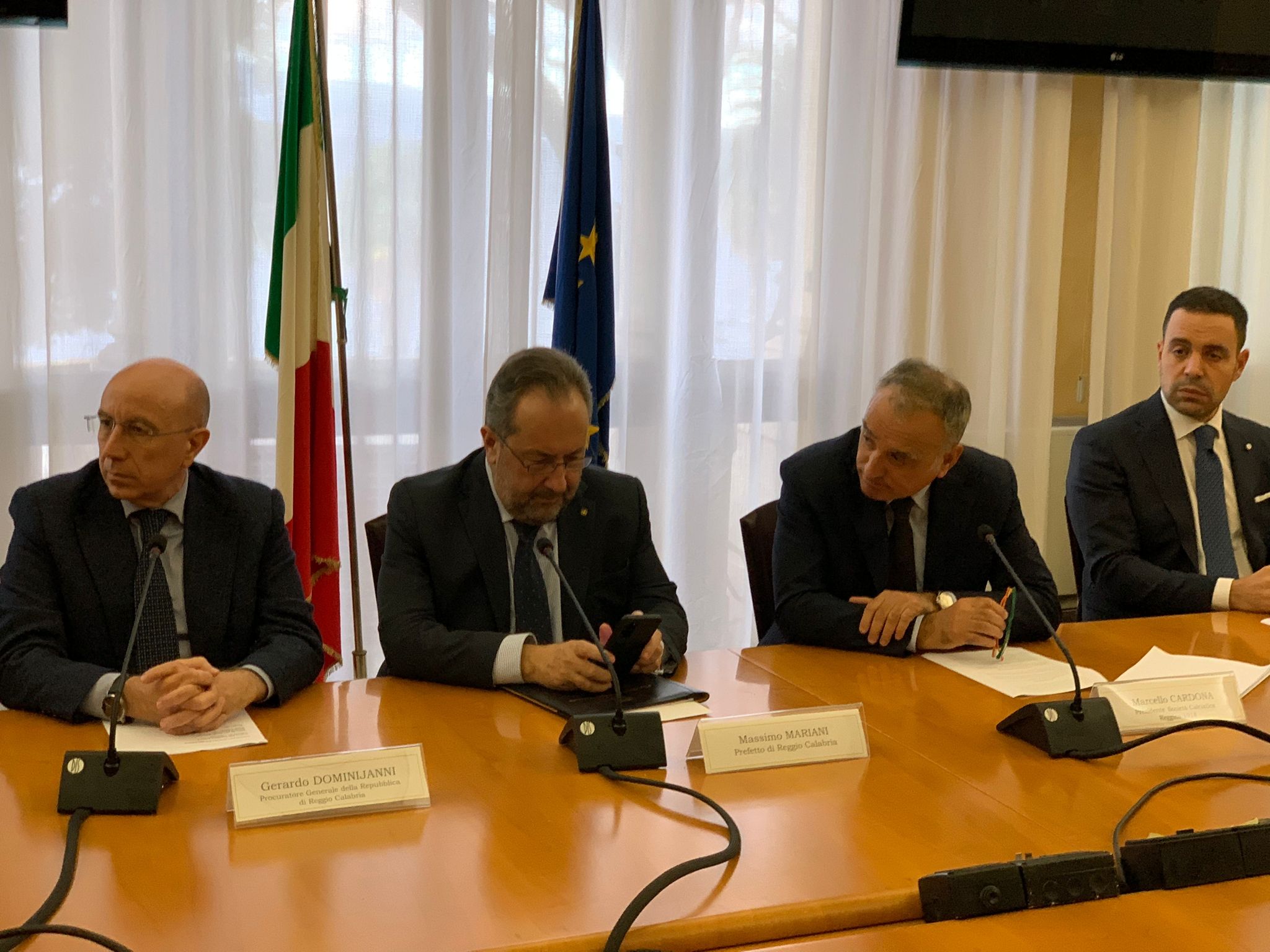 Reggio, protocollo d’intesa tra la Procura per minorenni e Reggina. «Lo sport come volano per i giovani»