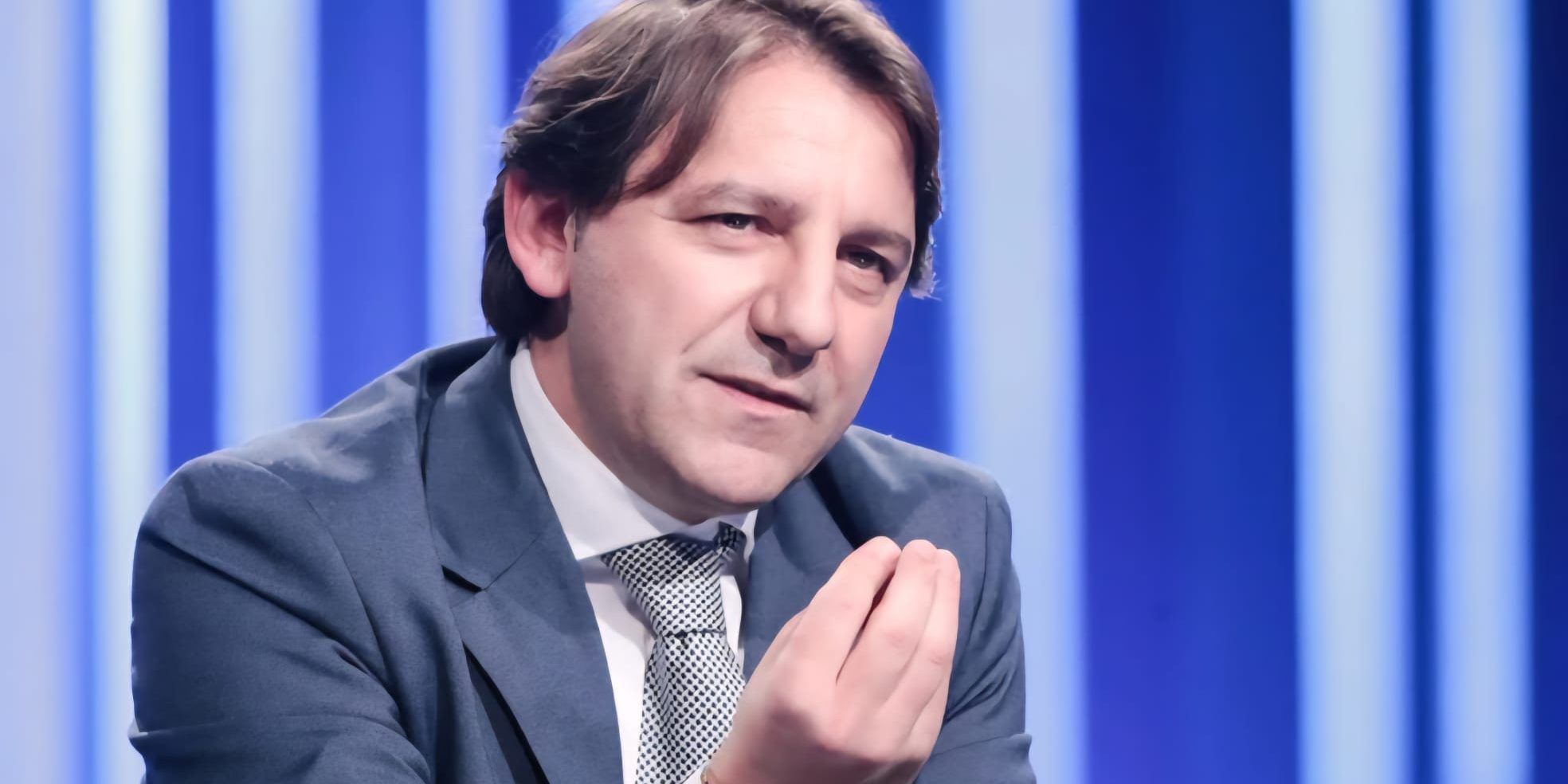 Campo largo in pressing su Tridico: decisione entro le 21.00