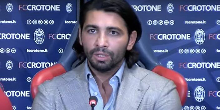 Tegola sul Crotone, daspo di un anno al dg Vrenna