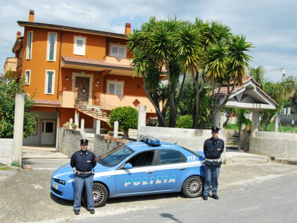 Confiscati beni per 4 milioni di euro al clan Commisso