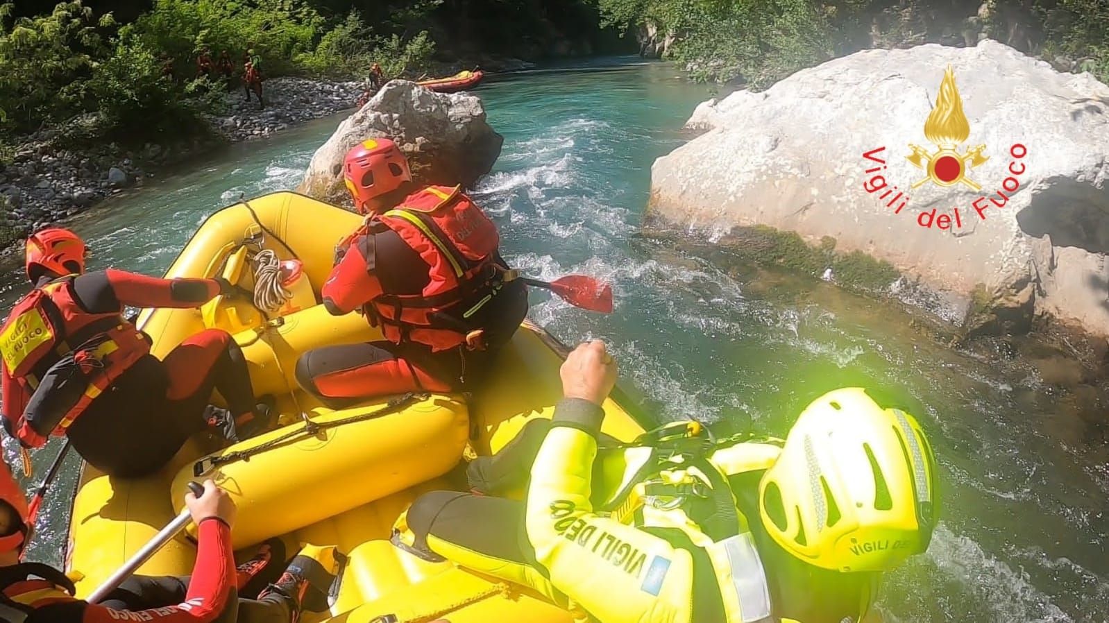 Laino Borgo, una 19enne dispersa in un gruppo di rafting sul fiume Lao – VIDEO
