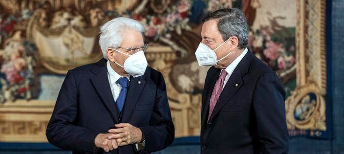 Tensione nel governo sulle spese militari, Draghi sale al Quirinale