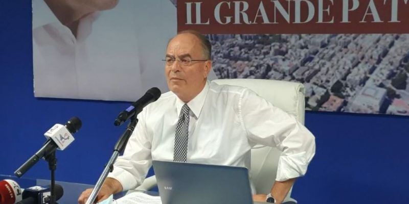 Reggio, Minicuci: le dimissioni della maggioranza sarebbero la soluzione ideale