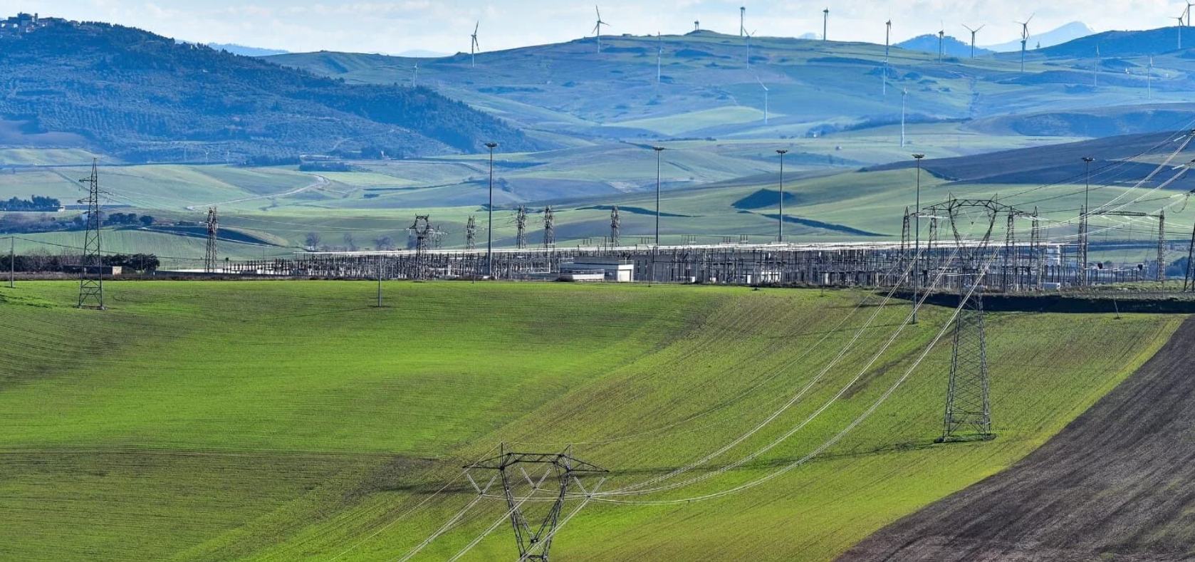 Terna, arriva l’ok al progetto di riassetto della rete elettrica nel Reggino