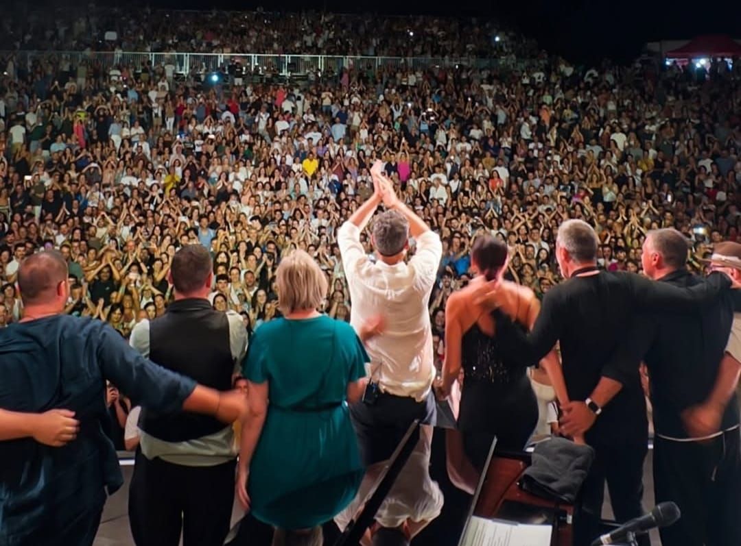 La magia di Brunori Sas a Cirella: amore, impegno e Palestina