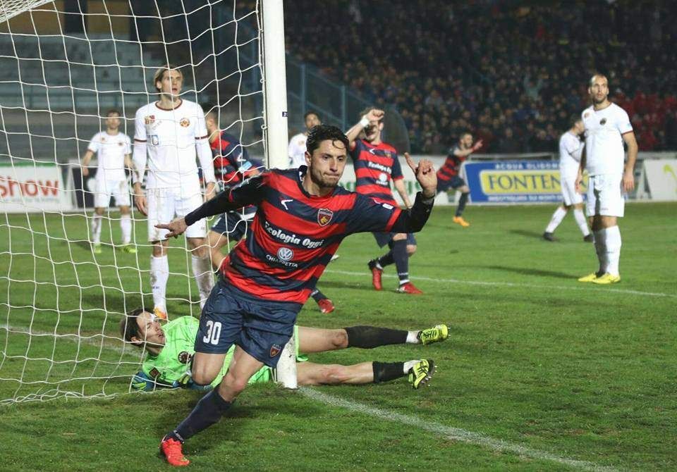 LEGA PRO | Pari nel derby tra Cosenza e Reggina