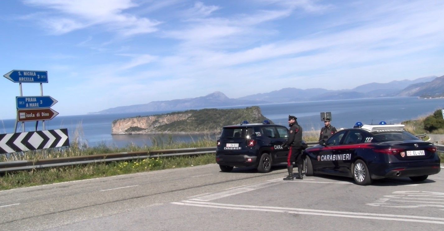 «A Scalea comandiamo noi», il gruppo si vanta ma la qualità della droga è scadente. «Viene mischiata con altro»