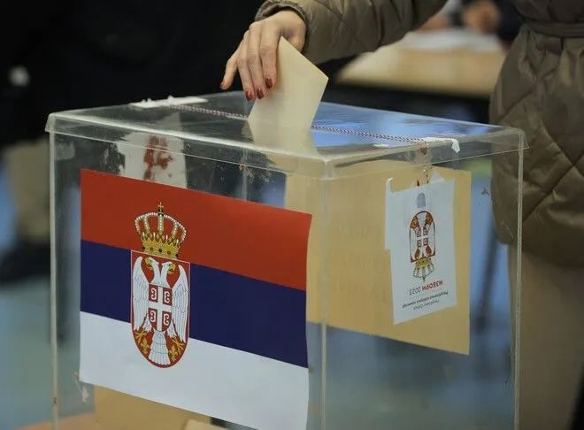 Serbia, elezioni parlamentari: vincono gli studenti