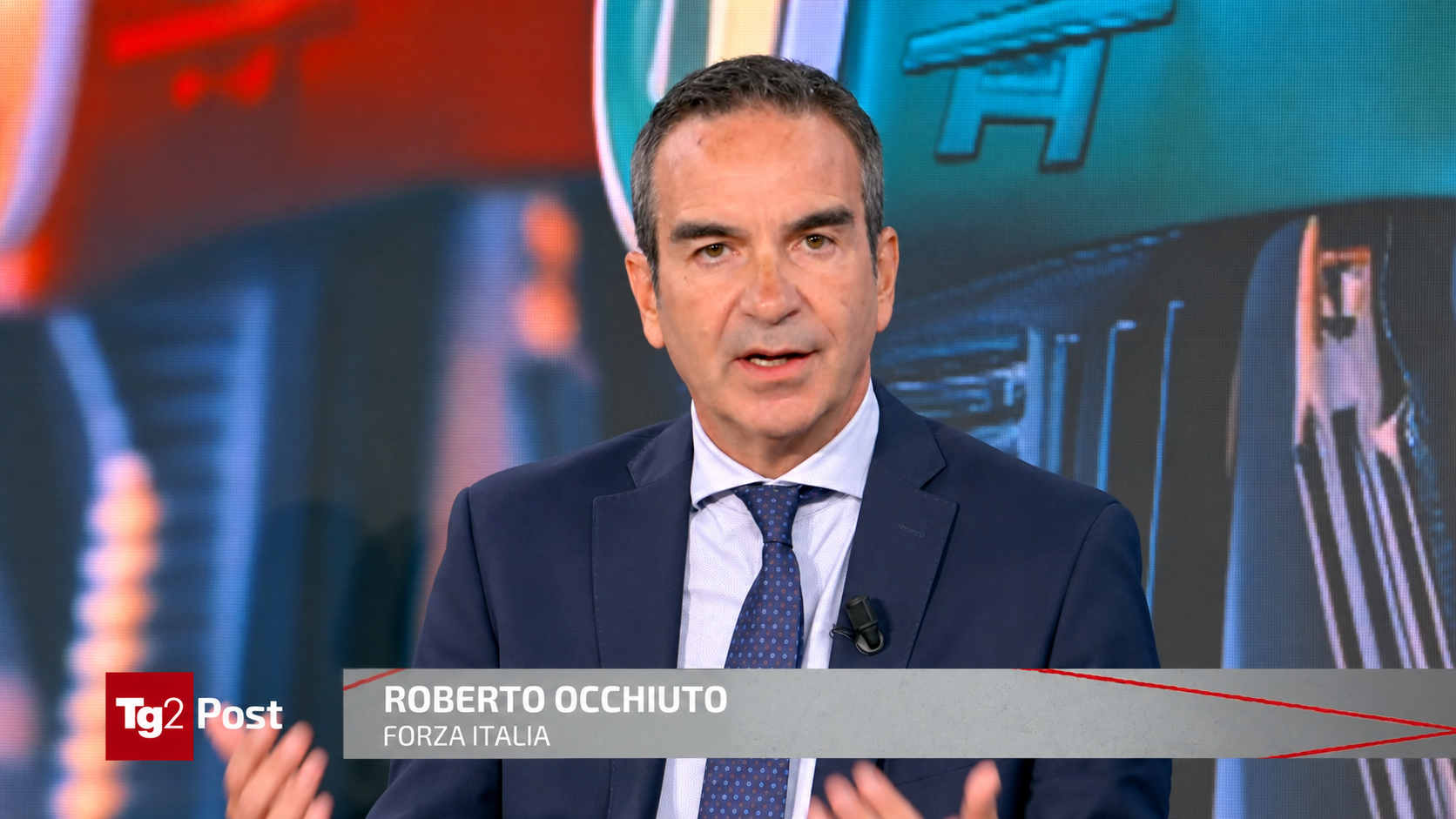 «Un consiglio a Giorgia Meloni: votare il più tardi possibile, perché il campo largo sa solo litigare e Vannacci si sgonfia»