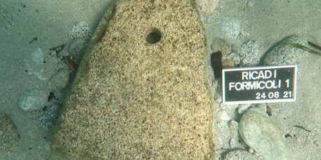 Ritrovato nel mare di Ricadi un manufatto usato da civiltà antiche