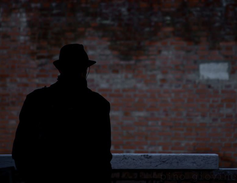 LA SANTA | Caccia agli altri membri della cupola