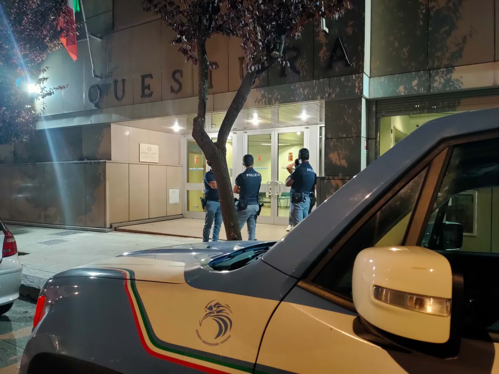 Cosenza, tre arresti per sequestro di minori ed estorsione – VIDEO