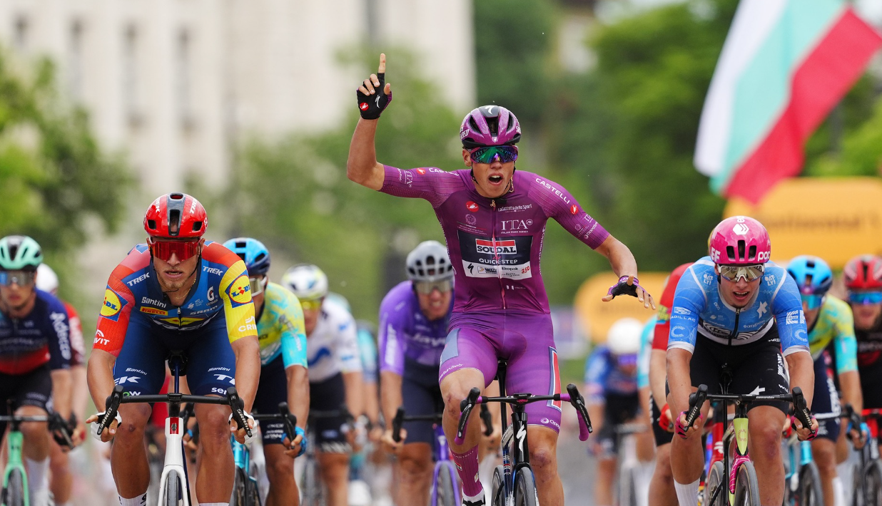 Dopo lo show in Bulgaria, il Giro accende l’Italia: domani la Catanzaro-Cosenza