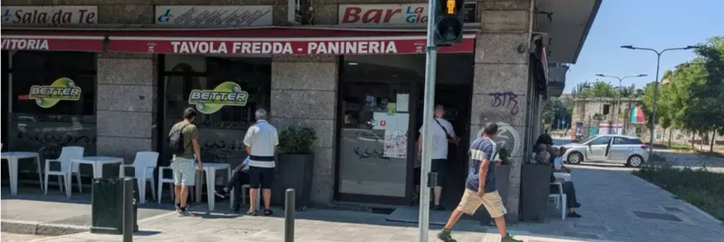 Accoltella uno sconosciuto al bar, «Quando esco lo rifaccio»