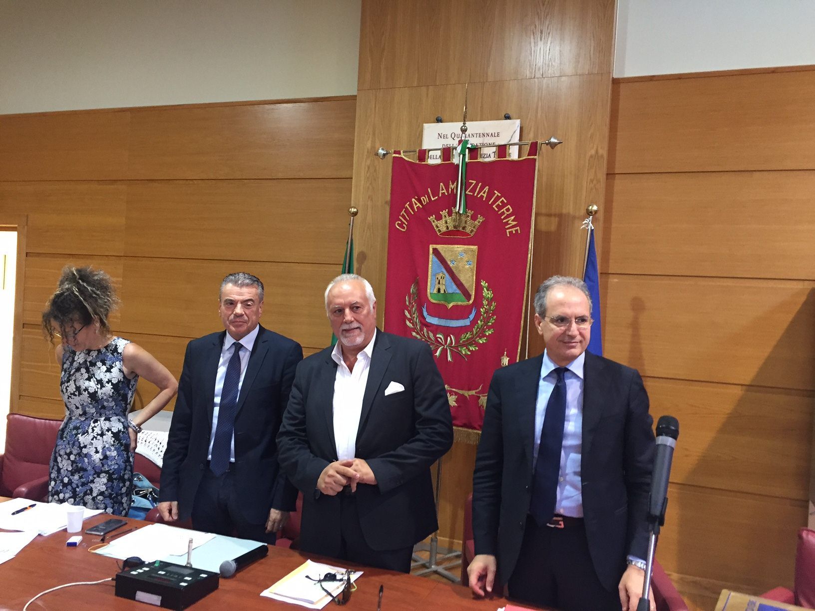 Lamezia, l'inciucio porta De Biase alla presidenza del consiglio comunale