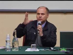 Cinquestelle a Santelli: «Tolga a Nicolai la poltrona di capo del dipartimento Programmazione»