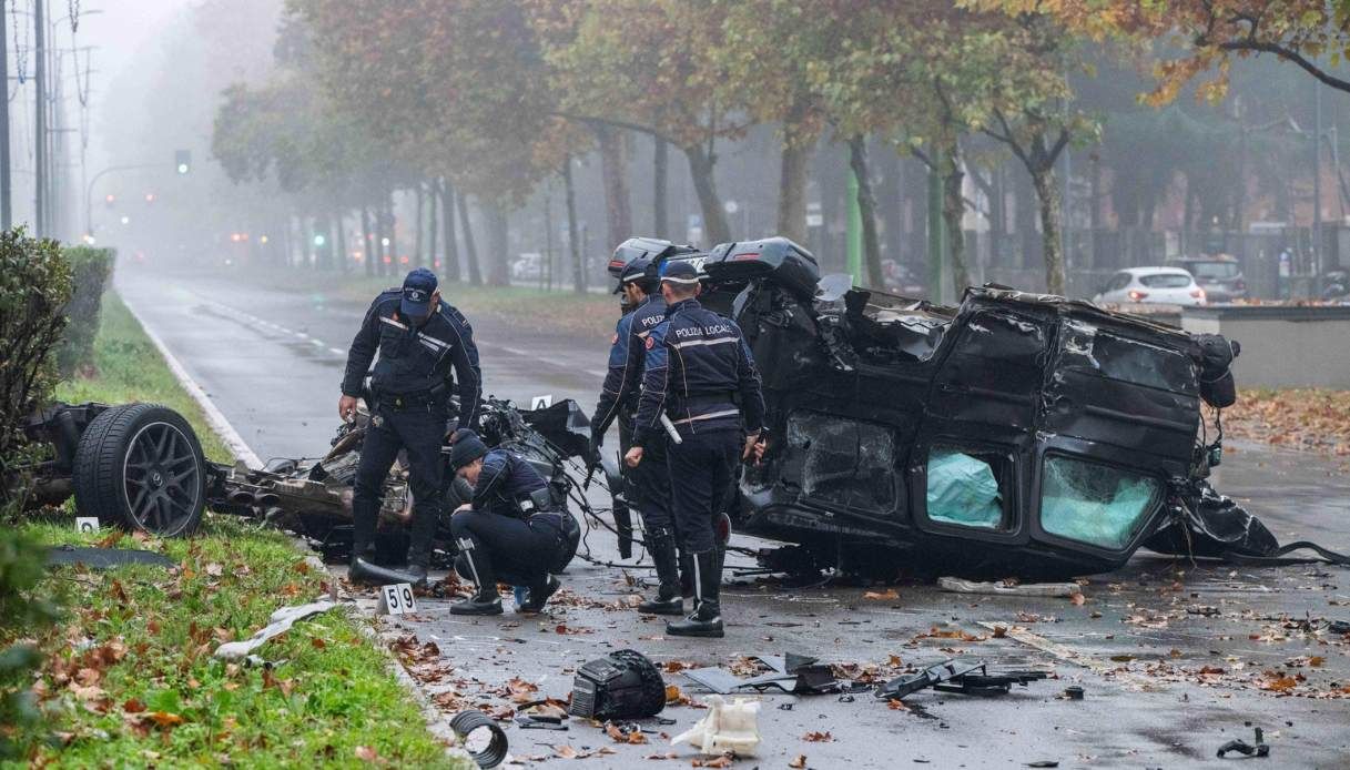 Scontro tra suv e auto, morto un 20enne