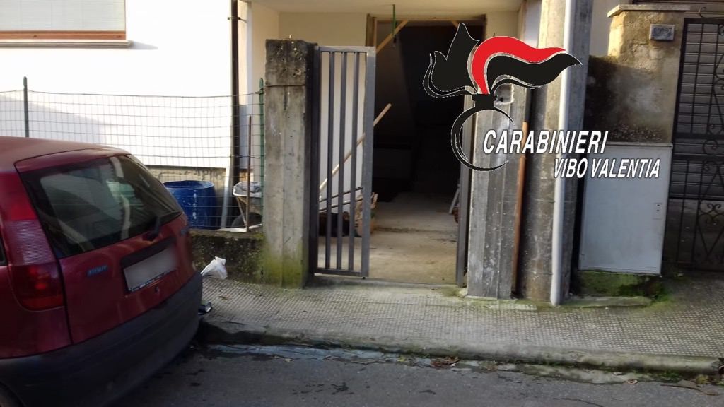 Dopo il presepe incendia anche un'auto, denunciato 38enne nel Vibonese