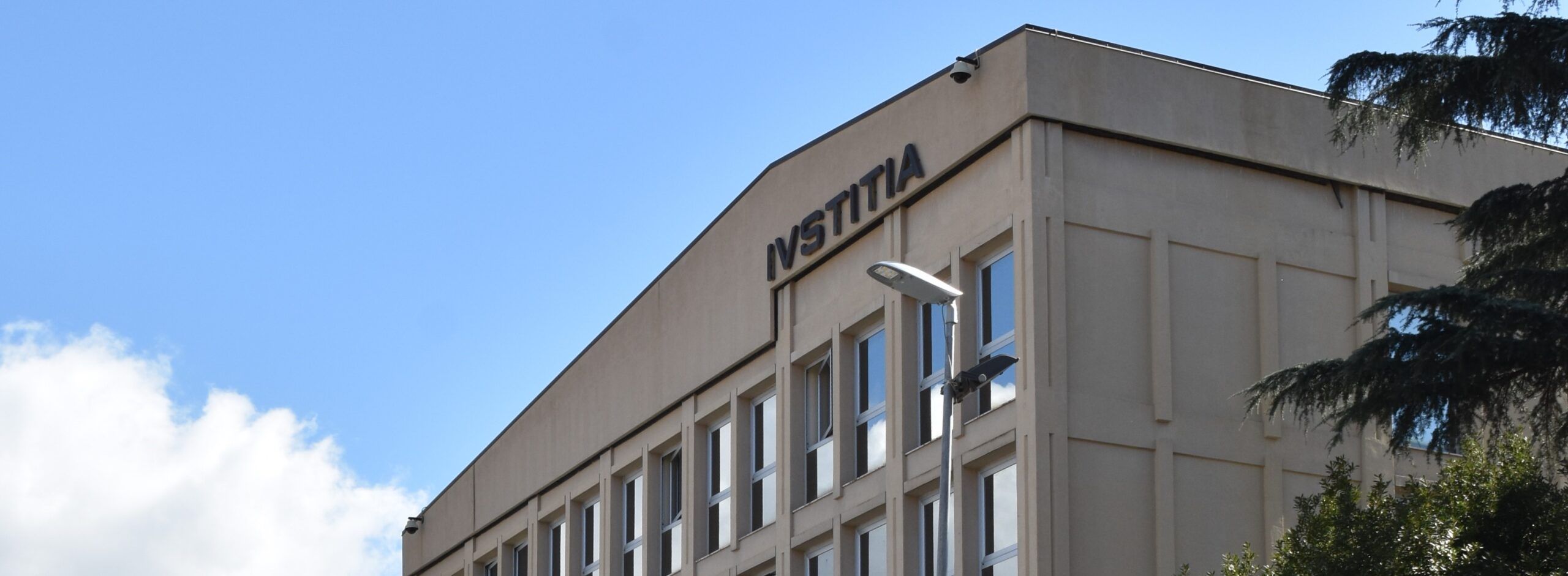 Lamezia Terme, detenzione e spaccio di droga. Arrestate due persone