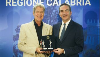 Baglioni abbraccia la Calabria. «Questa regione può volare» – FOTO