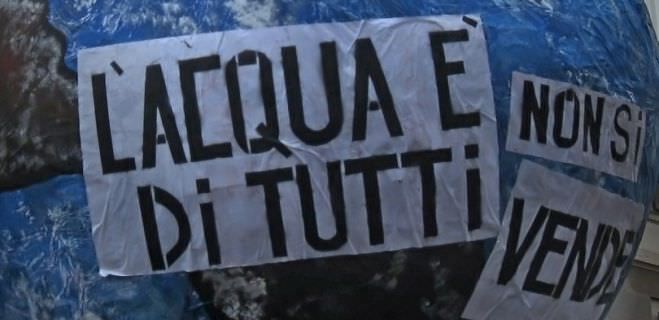 «Oliverio è per l’acqua pubblica? Attendiamo i fatti»