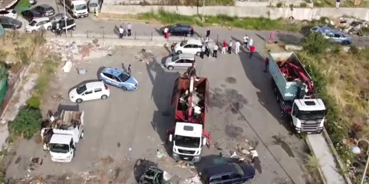 Catanzaro, al via la pulizia straordinaria su Viale Isonzo – VIDEO
