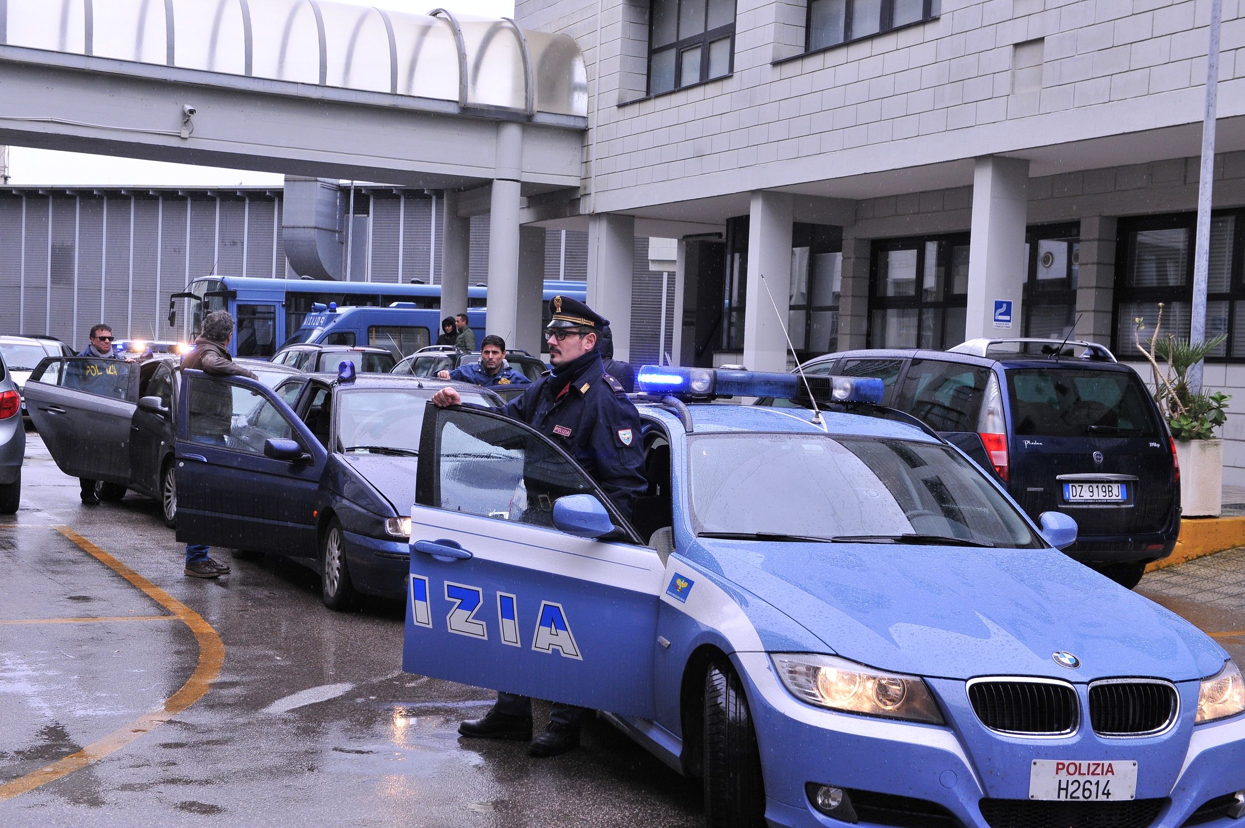 Narcotraffico (anche) dalla Calabria alla Puglia, 14 arresti