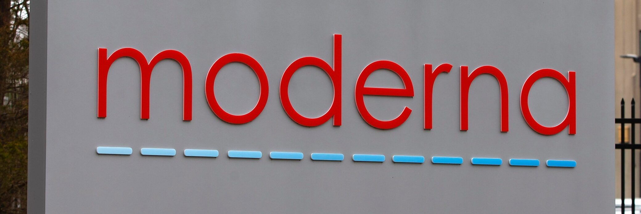 Vaccini Covid “copiati”, Moderna fa causa a Pfizer-BioNTech