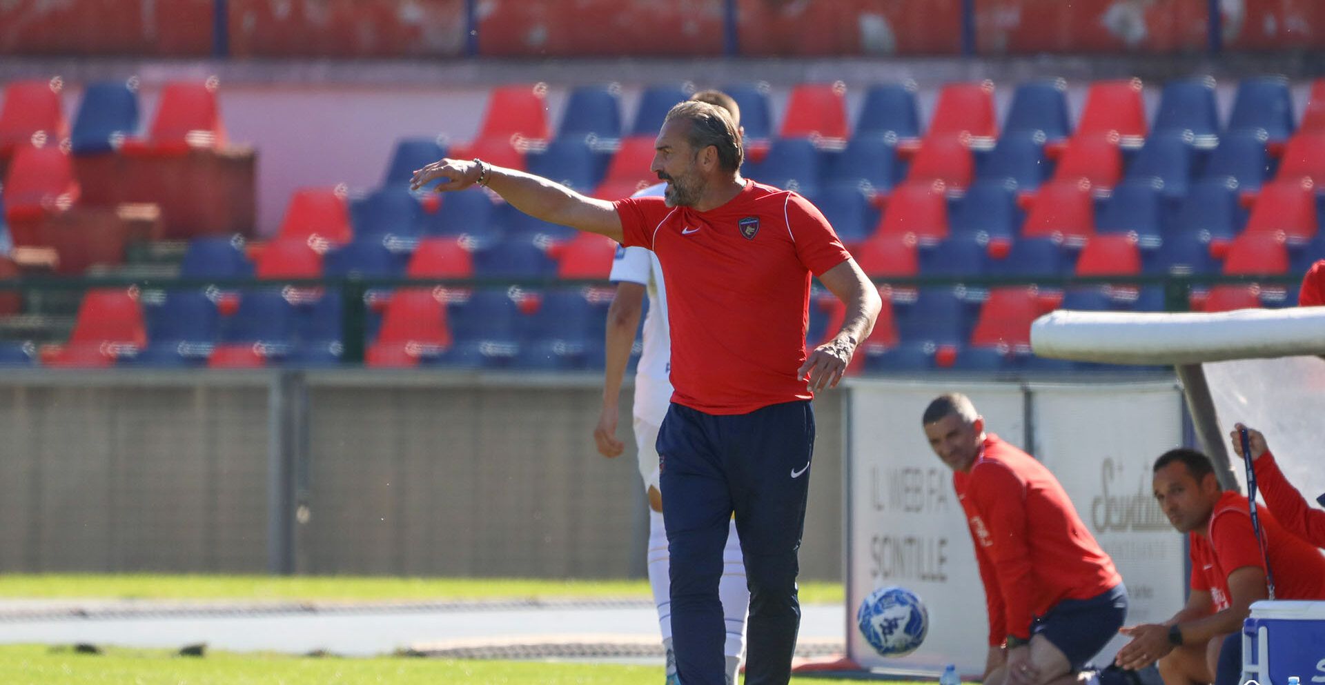 Dionigi: «Anche senza -4 il Cosenza sarebbe in zona playout. Ho allenato lì e non è facile»