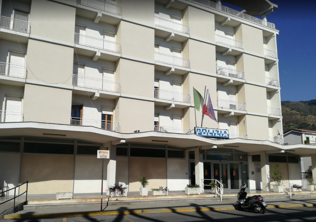 Maltrattamenti in famiglia, arrestato 63enne a Paola