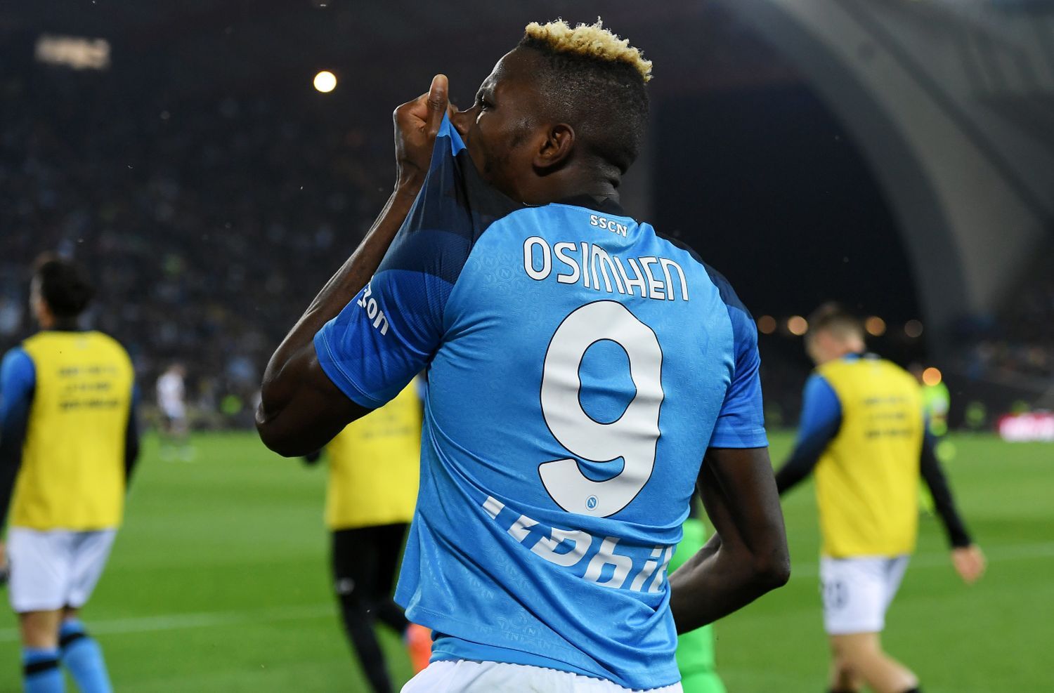 Trionfo Napoli, azzurri campioni d’Italia dopo 33 anni