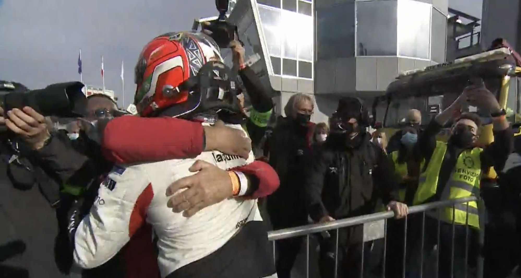 A un calabrese il trono della Porsche Carrera Cup