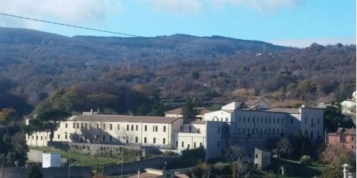 "Mangiare da matti", storia socio-alimentare del manicomio di Girifalco