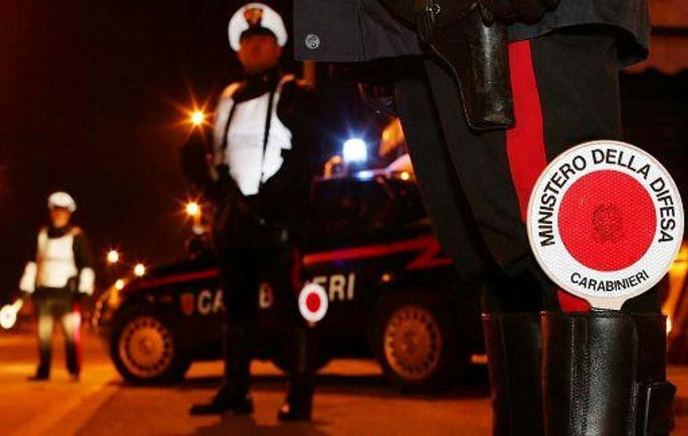 Guida in stato d'ebbrezza, denunciato presunto esponente del clan Mancuso